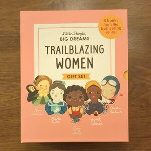 Trailblazing Women Gift Set-Like New